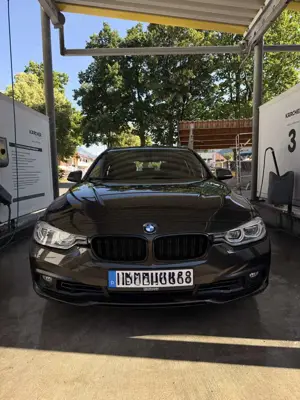 BMW 318 318 i Advantage Touring