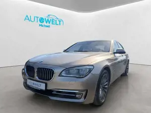 BMW 750 i xDrive 449PS lück.Scheckheft KAM ACC NAV