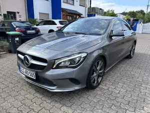 Mercedes-Benz CLA 180 d 7G-DCT Urban