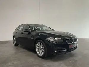 BMW 520 d Touring *2. Hand / Scheckheft / Panorama*