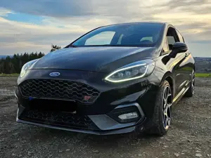 Ford Fiesta Fiesta 1.5 ST EcoBoost SS mit Styling-Paket + Easy-Driver-Paket