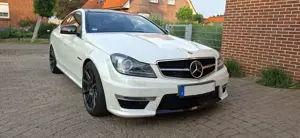 Mercedes-Benz C 63 AMG Coupe SPEEDSHIFT MCT