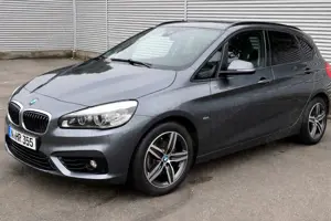 BMW 218 TÜV Neu | BMW Service | 8x top Reifen | 2er Active