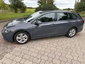 Volkswagen Golf etsi 1,5 style, DSG, AHK,  Navi usw. Restgarantie 07/27