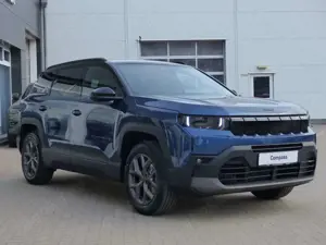 Jeep Compass MHEV First Edition Sicherheit- Komfotpak