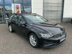 Volkswagen Passat Variant 1.6 TDI BMT DSG *App-Connect/ACC*