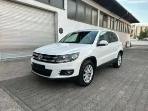 Volkswagen Tiguan Sport  Style 4Motion  Aut. Alcantara