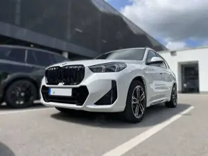 BMW iX1 iX1 xDrive30 M Sportpaket