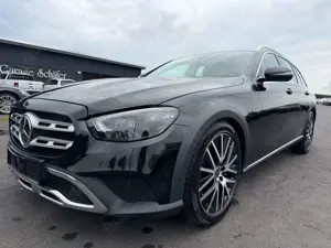 Mercedes-Benz E 400 d 4Matic All-Terrain Multibeam Distronic