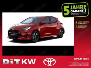 Toyota Yaris 1.5 Teamplayer ACC+LED+SHZ+Fernlichtass.