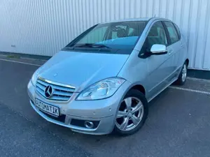Mercedes-Benz A 160 Automatik Sitzhzg. Panorama TÜV / Insp.NEU