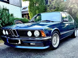 BMW 745 i Automatik