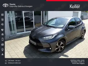 Toyota Yaris 1.5 Hybrid Kamera LED Sitzhzg. CarPlay Alu
