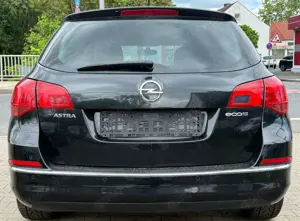 Opel Astra Active