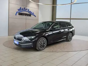 Skoda Octavia 1,5TSI DSG aAHK/Matrix/ACC/Kamera/el.Klappe      *