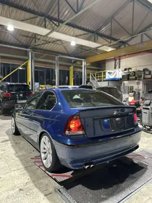 BMW 325 Ti