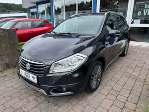 Suzuki SX4 S-Cross Comfort + 4x4