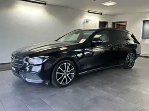 Mercedes-Benz E 220 d 4Matic T-Modell *Avantgarde*Distronic*