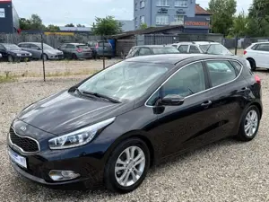 Kia Ceed / cee'd 1.6 Temp./PDC/SHZ/Tel-BT/SR+WR/TÜV neu