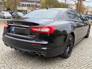 Maserati Quattroporte 3.0 V6 GranLusso S Q4 Kamera360