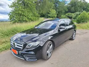 Mercedes-Benz E 220 d T 9G-TRONIC AMG Line