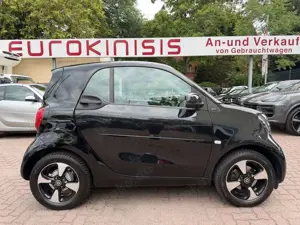 smart forTwo fortwo 66kW perfect*PANO*LEDER*SHZ*NAVI*