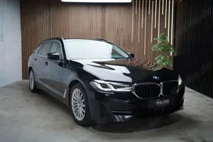 BMW 530 e Touring xDrive | Pano | LED | Ahk | Live