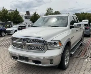 Dodge RAM 5.7 V8 Unfallfrei*Navi*Schiebedach*2.Hand