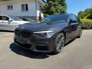 BMW 530 530d xDrive M Sport | Unfallfrei | Inspektion Neu | Scheckheftgepflegt | |