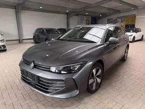 Volkswagen Passat Variant 2.0 TDI Business DSG LED ACC RFK