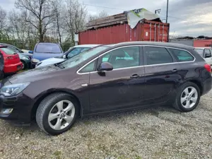 Opel Astra Astra Sports Tourer 1.6 Turbo AHK Inspektion/Tüv Neu