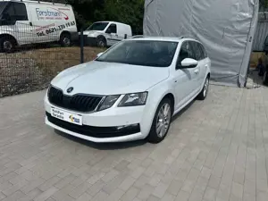 Skoda Octavia Combi Ambition 2.0 Aut./Kamera