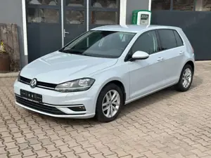 Volkswagen Golf VII Anhängerkupplung APP CONNECT NAVI