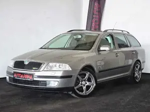 Skoda Octavia Combi 1.9|XENON|SHZ|PDC|KLIMA|AHK