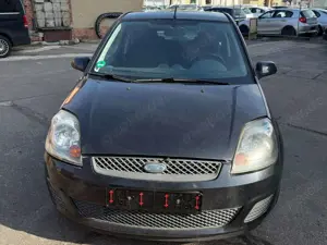 Ford Fiesta Fiesta  3-Türer 1.4 KLIMA