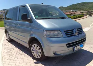Volkswagen T5 Multivan Volkswagen T5 Multivan 2.5 TDI 7HM