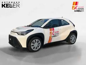 Toyota Aygo X 1.5 L PURE CVT AUT
