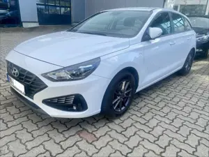 Hyundai i30 Select Mild-Hybrid Automatik