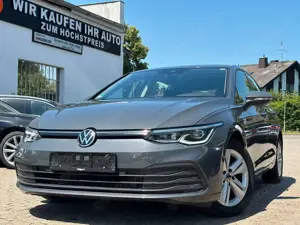 Volkswagen Golf VIII 2.0 TDI Life LED ACC Navi CarPlay