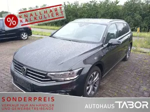 Volkswagen Passat 2.0 TDI 200 DSG Elegance R-Line Nav ACC