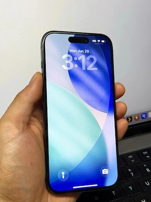 iPhone 15 Pro 