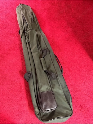 geräumige Angeltasche für 3 Ruten 