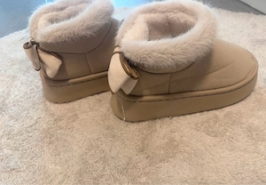 Fell Schuhe 