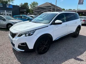 Peugeot 5008 Allure 1.6 *7-Sitzer*Automatik*LED*Navi*Eu6