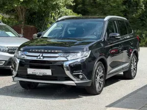 Mitsubishi Outlander Edition+ 4WD AHK*360°*LED