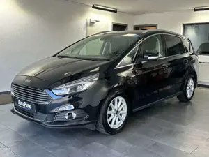 Ford S-Max S-MAX Titanium 7 Sitzer*Kamera*HU Neu*