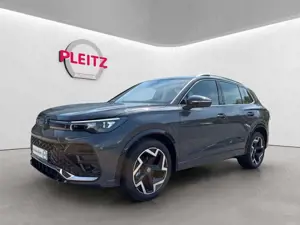 Volkswagen Tiguan R-Line eTSI DSG AHK KAMERA IQ.DRIVE