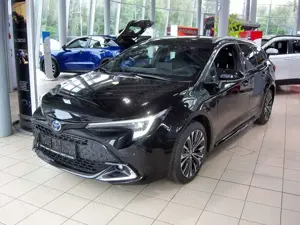 Toyota Corolla Touring Sports 2.0  Teamplayer ACC+LED