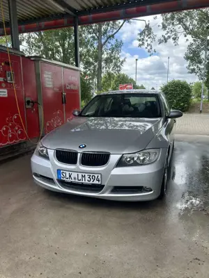 BMW 318 318i