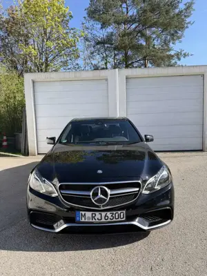 Mercedes-Benz E 63 AMG S 4Matic